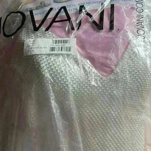 Jovani 08139 prom dress WHITE size 10!! very rare! Hard to find!!
No alterations - Picture 5 of 11